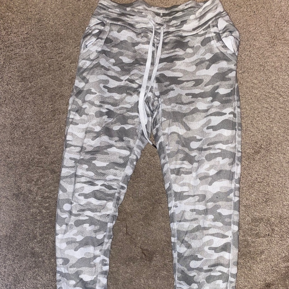 Sherpa lined sweat pants
